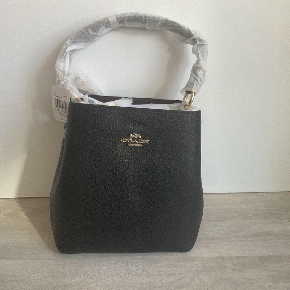 New w/tag COACH Small Town Bucket Bag
